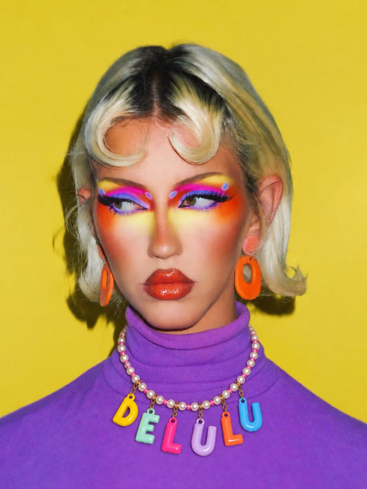 DELULU NECKLACE