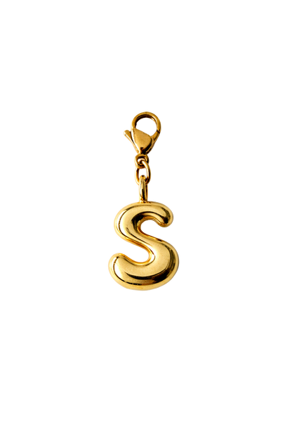 GOLD MADNESS LETTER CHARMS