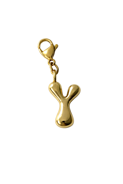 GOLD MADNESS LETTER CHARMS
