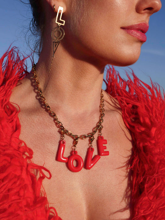 LOVE RED NECKLACE